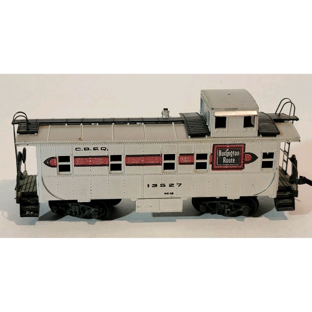 Vintage HO Scale‎ CB&Q Burlington Route Caboose #13527 Model Train Car